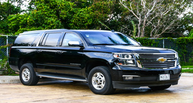 CollegeTown NY Taxi Service SUV for 20 to 30 passengers, ideal for group travel, airport transfers, and special events